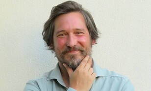 Gonzalo N&uacute;&ntilde;ez: humor y nostalgia