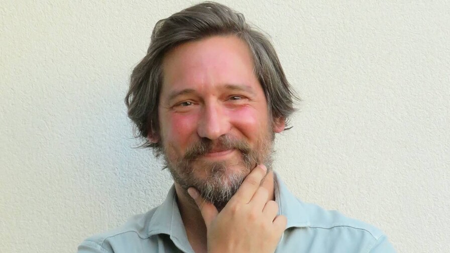 Gonzalo N&uacute;&ntilde;ez: humor y nostalgia