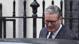 El tradicional discurso del rey, eclipsado por la crisis del gobierno laborista brit&aacute;nico