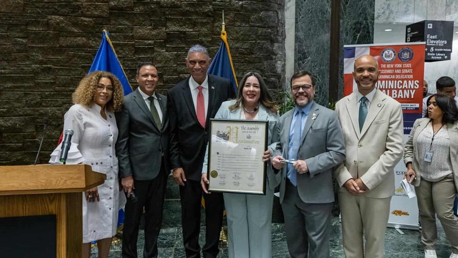 El Senado de Nueva York reconoce aportes de la comunidad dominicana