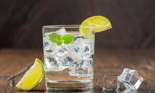&iquest;Agua con gas todos los d&iacute;as? Lo que dice la evidencia