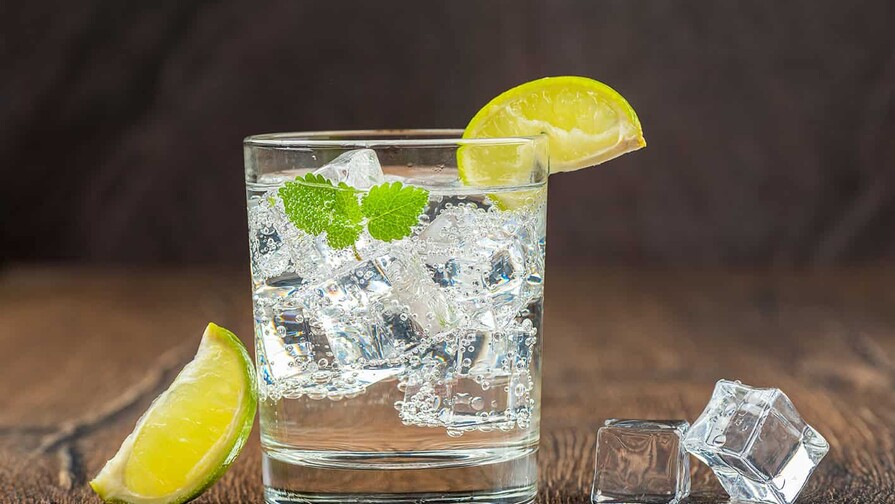 &iquest;Agua con gas todos los d&iacute;as? Lo que dice la evidencia
