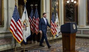 JD Vance llama amigo a Rubio pero descarta comentar una posible candidatura presidencial