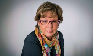 Piedad Bonnett: "Los radicalismos me mortifican mucho"