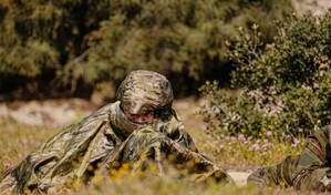 El poncho espa&ntilde;ol que hace a los militares invisibles a los drones