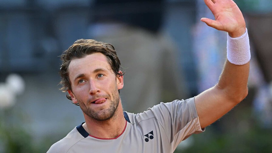 Ruud aplasta a Darderi y espera rival en final de Roma