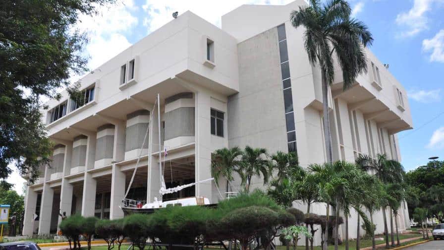 Edificio del Museo del Hombre Dominicano, ubicado en la Plaza de la Cultura de Santo Domingo, una de las obras en las que trabaj&oacute; Tony Caro. 