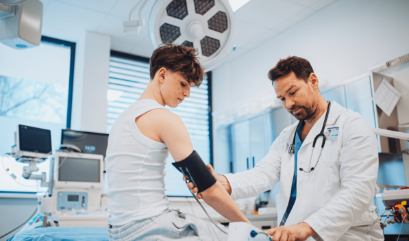 C&oacute;mo afecta la hipertensi&oacute;n arterial en la adolescencia