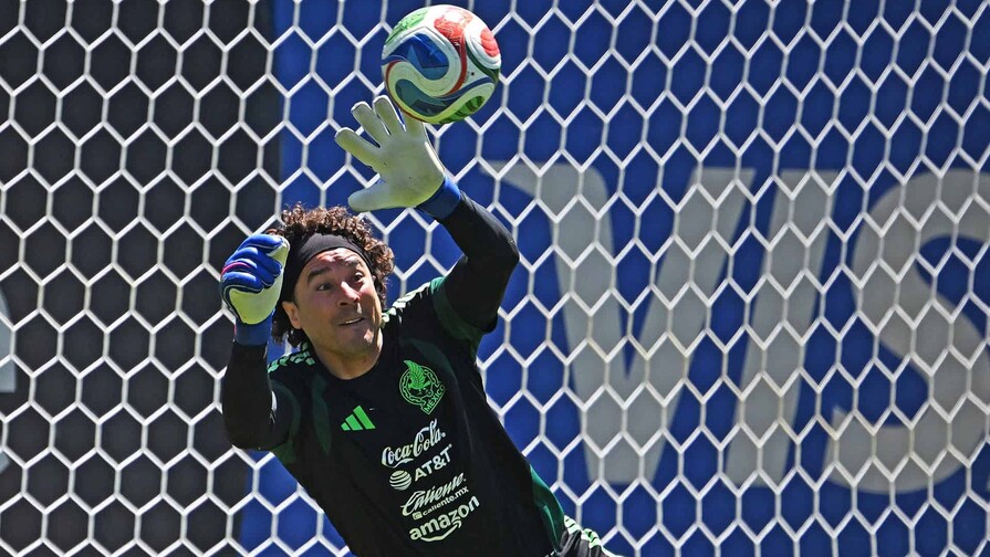 Memo Ochoa no da por segura su presencia en el Mundial 2026