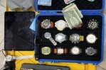 Dos detenidos por robo y heridas de bala en Santo Domingo Este Dos detenidos por robo y heridas de bala en Santo Domingo Este