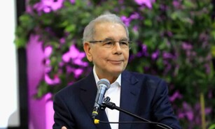 Danilo Medina: "El Gobierno del PRM le est&aacute; saliendo muy caro al pa&iacute;s"