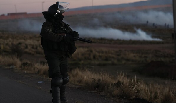 Defensor&iacute;a reporta 47 detenidos y 5 heridos en jornada de desbloqueo de v&iacute;as en Bolivia