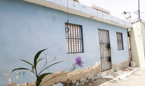 Mayo se convierte en un mes de luto por ola de feminicidios en el pa&iacute;s