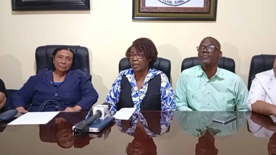Gremios de enfermer&iacute;a suspenden paro de este lunes para dialogar con el Gobierno