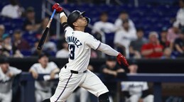 Heriberto Hern&aacute;ndez conecta su jonr&oacute;n 21 en causa perdida de Miami ante Washington