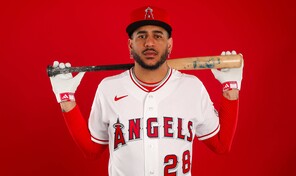 Jos&eacute; Sir&iacute; regresa a las Grandes Ligas, ahora con los Angelinos