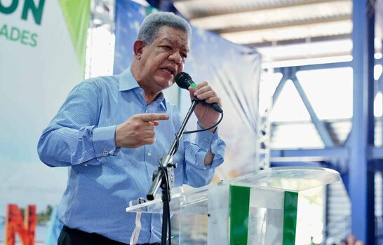 Leonel denuncia intimidaci&oacute;n del gobierno contra simpatizantes de la FP en Saman&aacute;