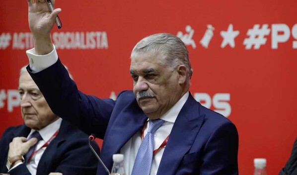 Miguel Vargas pide desde Chile fortalecer la democracia y la cooperaci&oacute;n regional