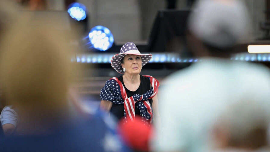 Miles asisten a acto de oraci&oacute;n cristiana en Washington por 250 aniversario de la independencia