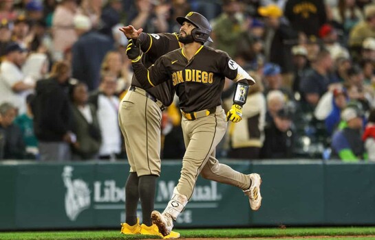 VIDEO | Rodolfo Dur&aacute;n pega un jonr&oacute;n como su primer hit en MLB; Padres mejoran a 5-0 contra Seattle