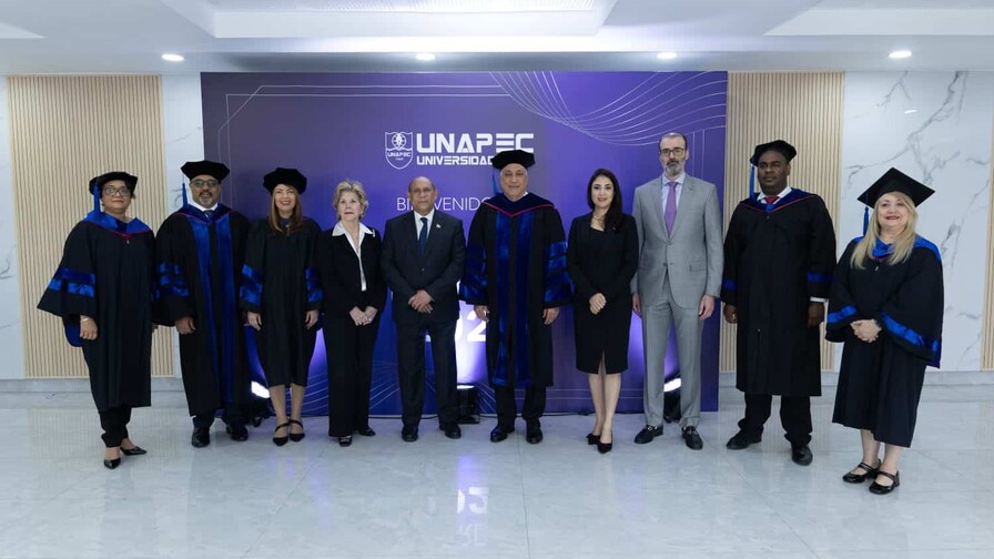 Unapec grad&uacute;a a 798 nuevos profesionales en su Graduaci&oacute;n Extraordinaria 2026
