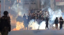 Afines a Evo Morales marchan para sumarse a protestas y exigen renuncia de Rodrigo Paz