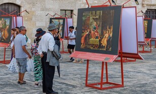 Donde el arte se encuentra con el para&iacute;so: El Prado en las calles en Puntacana Village