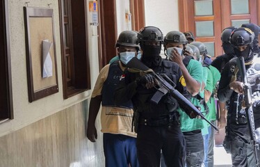 Apresan a acusado de liderar red que estafó un banco con más de RD$200 millones