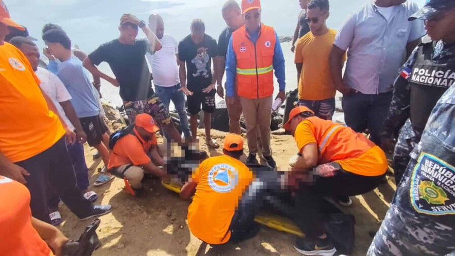 Recuperan cuerpo de una adolescente en aguas del Atl&aacute;ntico en Nagua