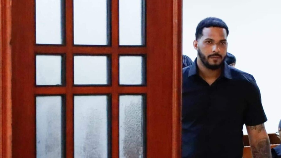 Wander Franco sale de audiencia tranquilo, mientras juicio entra en nueva etapa