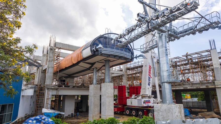 La l&iacute;nea 3 del telef&eacute;rico de Santo Domingo Oeste toma altura en su primera fase