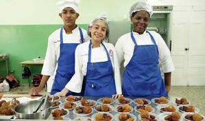M&aacute;s de 98,000 estudiantes participan en ferias de emprendimiento t&eacute;cnico-profesional