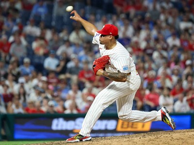 MLB: Jhoan Durán sella con autoridad su octavo salvamento