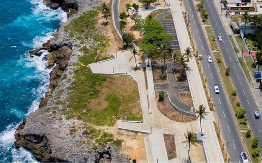 Abinader inaugura segunda etapa del malec&oacute;n de SDE y pide que lo cuiden