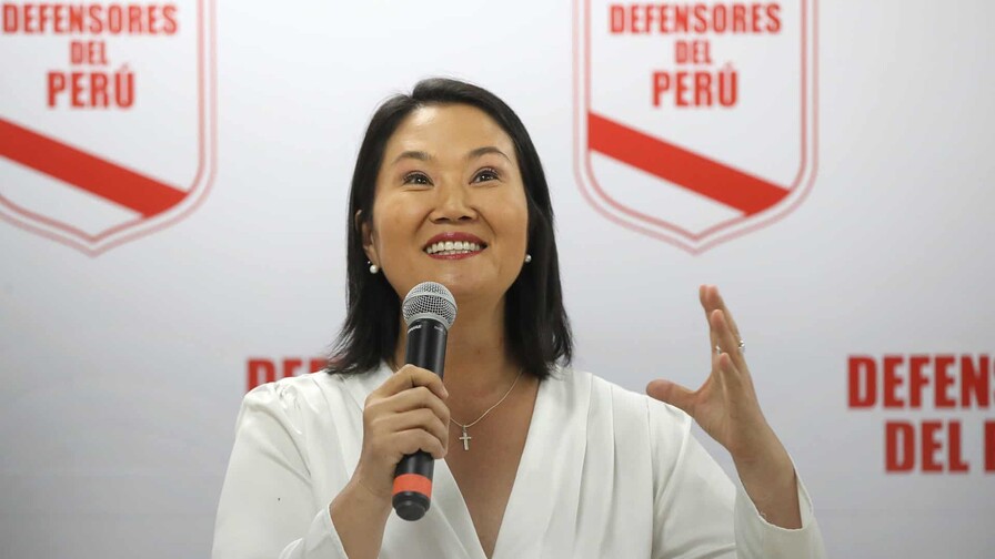 La derechista Keiko Fujimori lidera sondeo para balotaje en Per&uacute;
