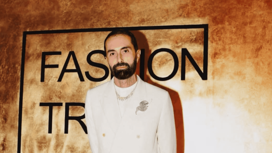 Giambattista Valli vuelve a tomar las riendas de su firma tras separarse de Artémis Giambattista Valli vuelve a tomar las riendas de su firma tras separarse de Artémis