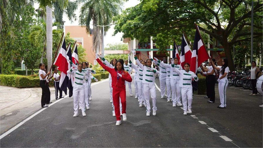 Inefi entrega utiler&iacute;a deportiva en diversas provincias