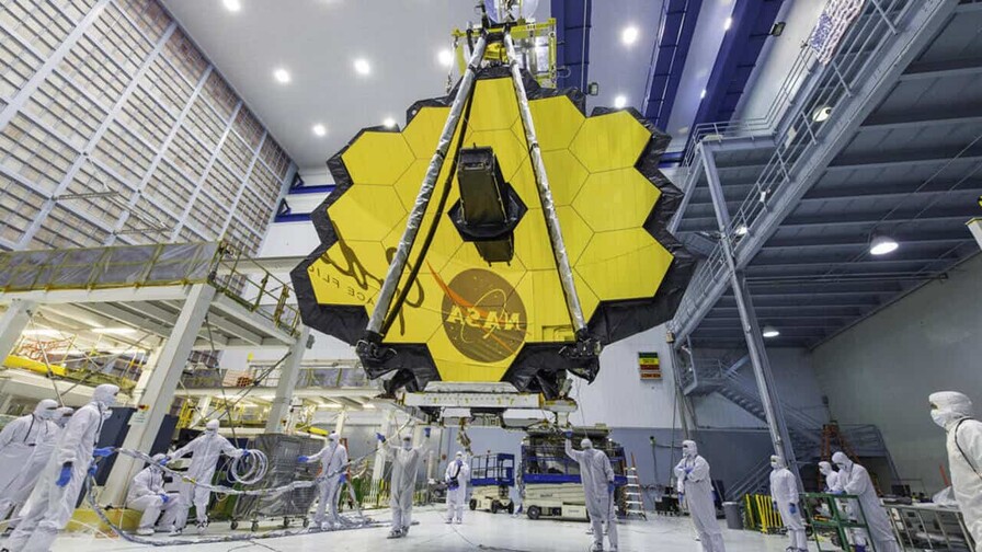 El telescopio James Webb expone el origen de Nereida, la peculiar luna de Neptuno