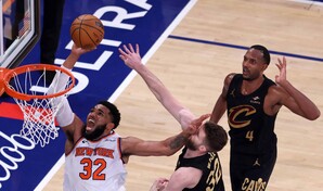 Knicks logran primer triunfo de final del Este con inveros&iacute;mil remontada; Towns, un doble doble