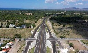 La circunvalaci&oacute;n de Ban&iacute;: una obra millonaria convertida en carretera de la muerte