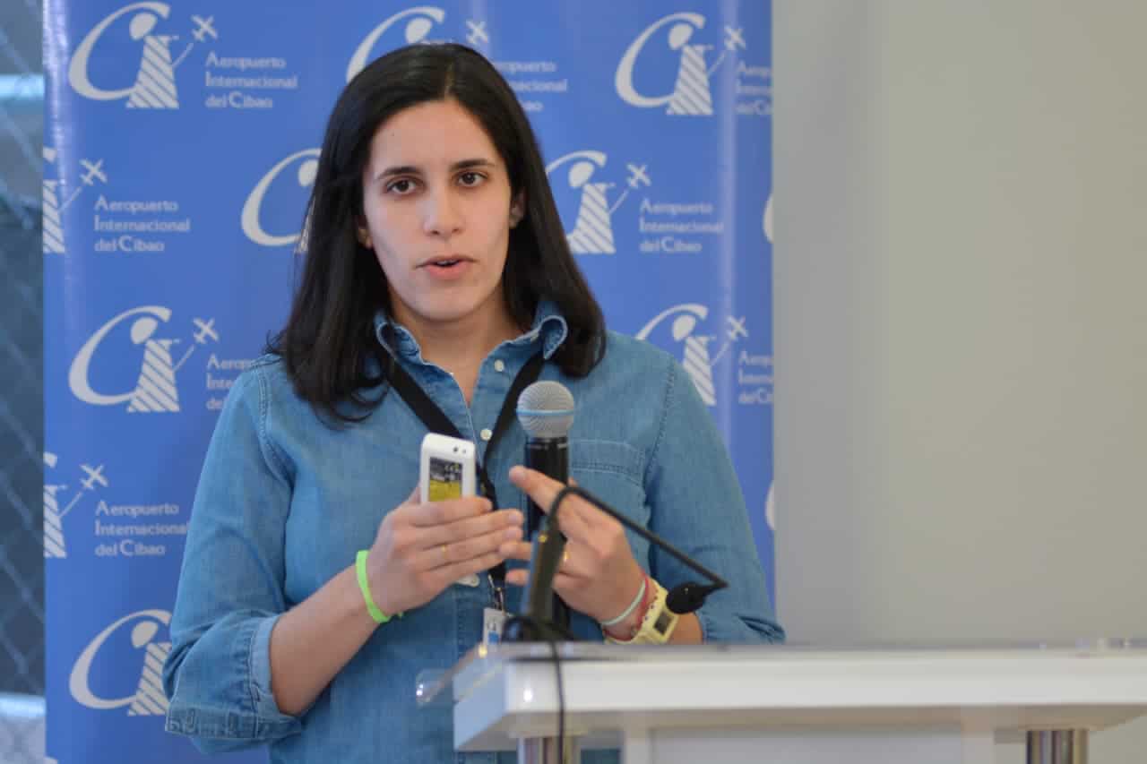Cristina Rodr&iacute;guez, gerente del proyecto de ampliaci&oacute;n de la terminal durante la presentaci&oacute;n de los avances de la obra.
