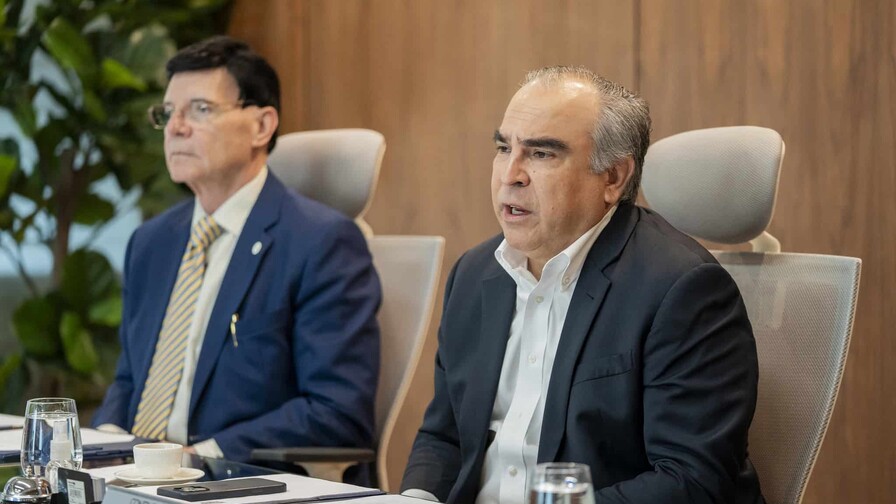 Empresarios rechazan reforma laboral aprobada y piden a legisladores "di&aacute;logo" para buscar consenso