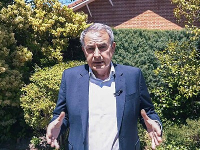 Juez bloquea 490,780 euros de José Luis Rodríguez Zapatero
