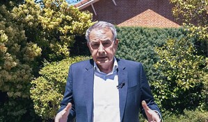 Zapatero y sus hijas, principales beneficiarios de red de Plus Ultra,dice Polic&iacute;a espa&ntilde;ola