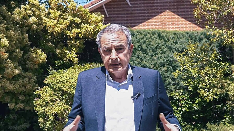 Zapatero y sus hijas, principales beneficiarios de red de Plus Ultra,dice Polic&iacute;a espa&ntilde;ola