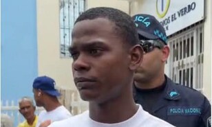 &iexcl;Yo soy humano!, vocifera motorista que golpe&oacute; conductor del TRAE y pide excusas