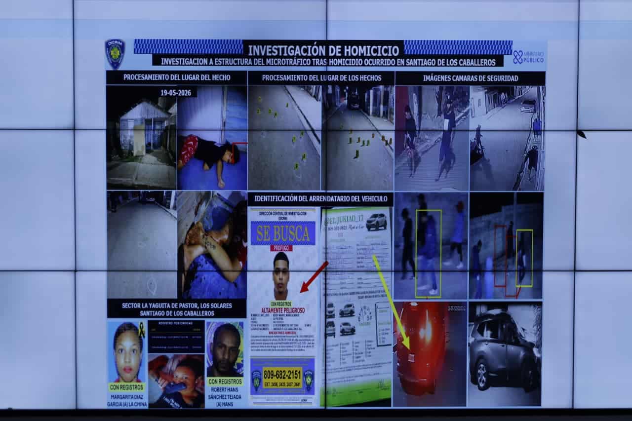Im&aacute;genes difundidas por la Polic&iacute;a Nacional muestran las evidencias recolectadas entorno al asesinato de "la China", ocurrido en la provincia Santiago.