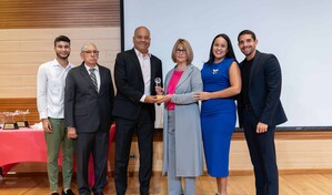 Pachelo Tours celebra 40 a&ntilde;os de trayectoria con emotivo evento en Santiago