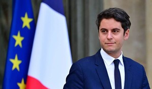 El ex primer ministro franc&eacute;s Gabriel Attal se lanza a la carrera por el El&iacute;seo