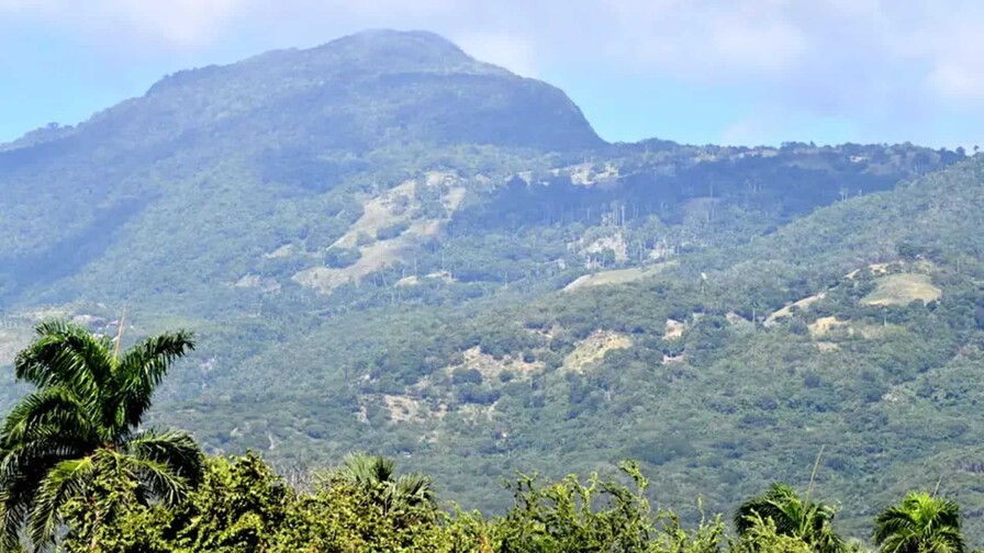 Medio Ambiente afirma empresa no tiene permisos para exploraci&oacute;n minera en cordillera Septentrional